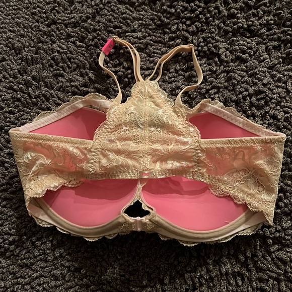 Pink Victoria’s Secret size 36D Racerback Bra - Picture 2 of 4